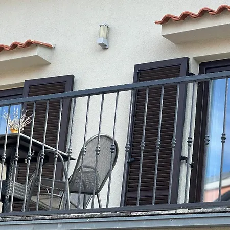Ein Haus In Der Sonne * Malinska