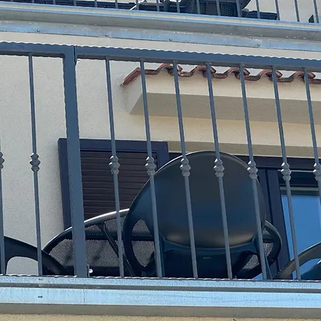 Ein Haus In Der Sonne * Malinska