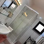 Ein Haus In Der Sonne