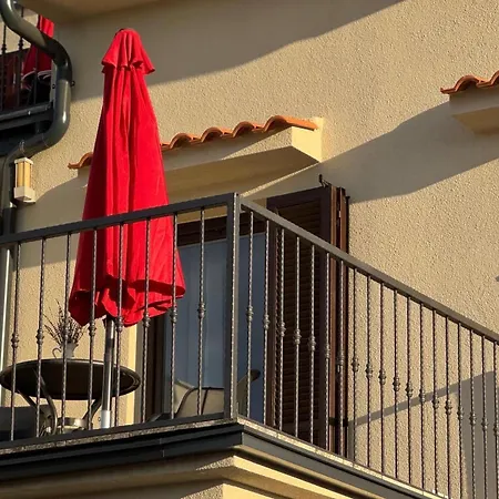 Ein Haus In Der Sonne Apartment
