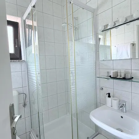 Ein Haus In Der Sonne Appartement Malinska