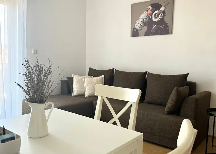 Appartement Ein Haus In Der Sonne Malinska