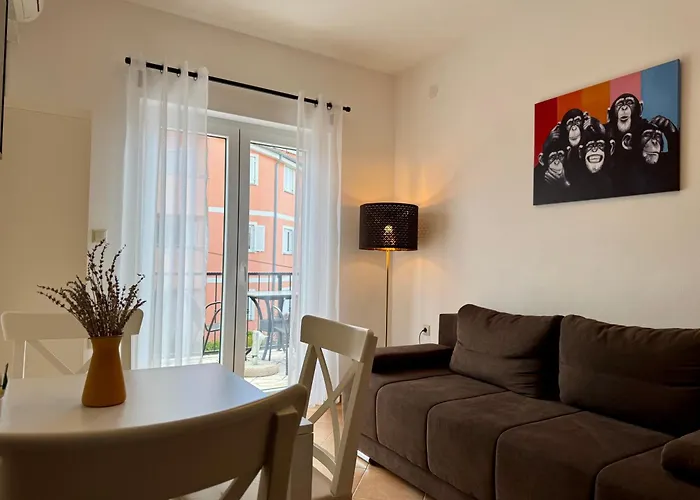 Ein Haus In Der Sonne Apartamento Malinska