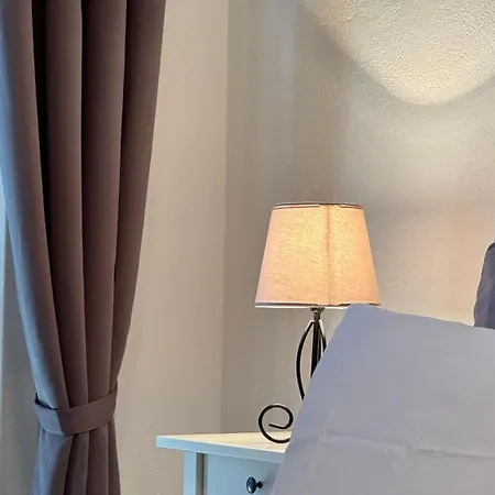 Ein Haus In Der Sonne *