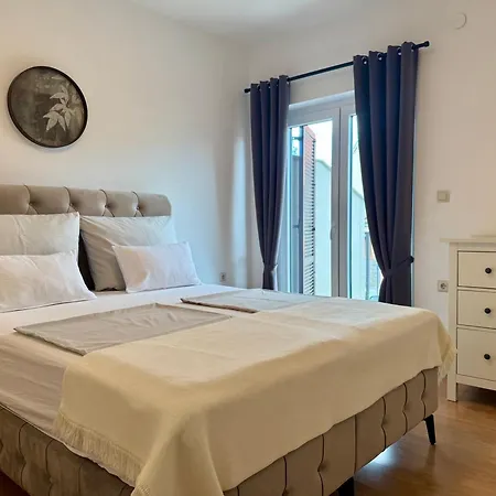 Apartman Ein Haus In Der Sonne Malinska