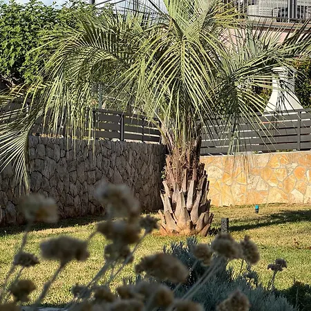 Ein Haus In Der Sonne Malinska