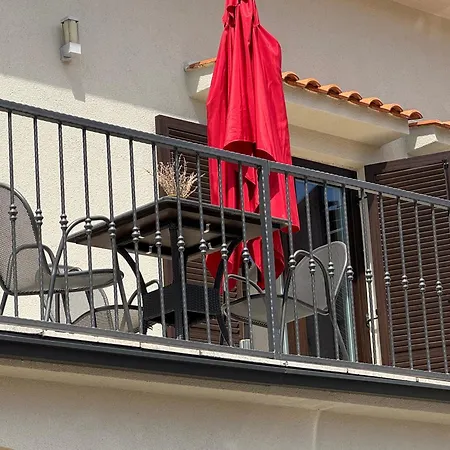 Ein Haus In Der Sonne * Malinska